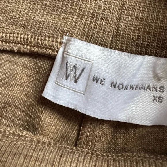 We Norwegians Women's Wool Shorts & Long Sleeve Too Set - Picture 3 of 7